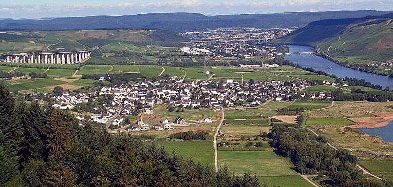 le villge de Riol